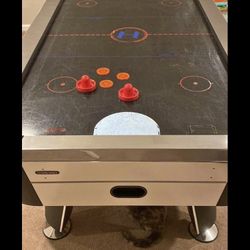 Air Hockey Table