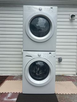Frigidaire stackable frontload washer and dryer
