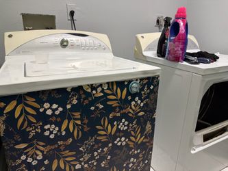 Washer and dryer good condition