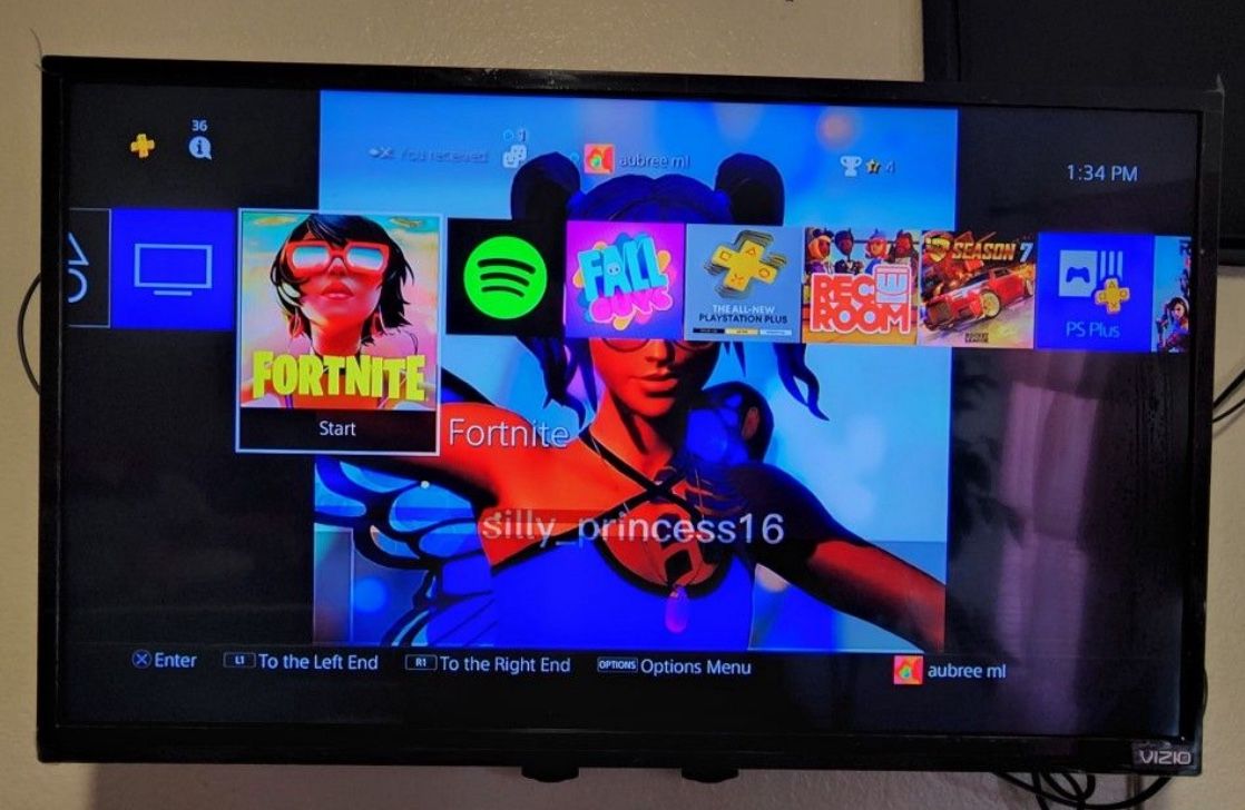 32 Inch - Vizio - Smart TV
