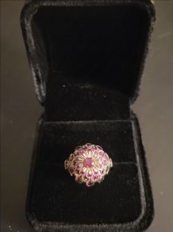 Estrella 18K Yellow Gold with Ruby's Princess Ring
