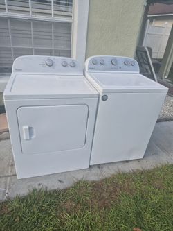 Whirpool Washer and Dryer Set