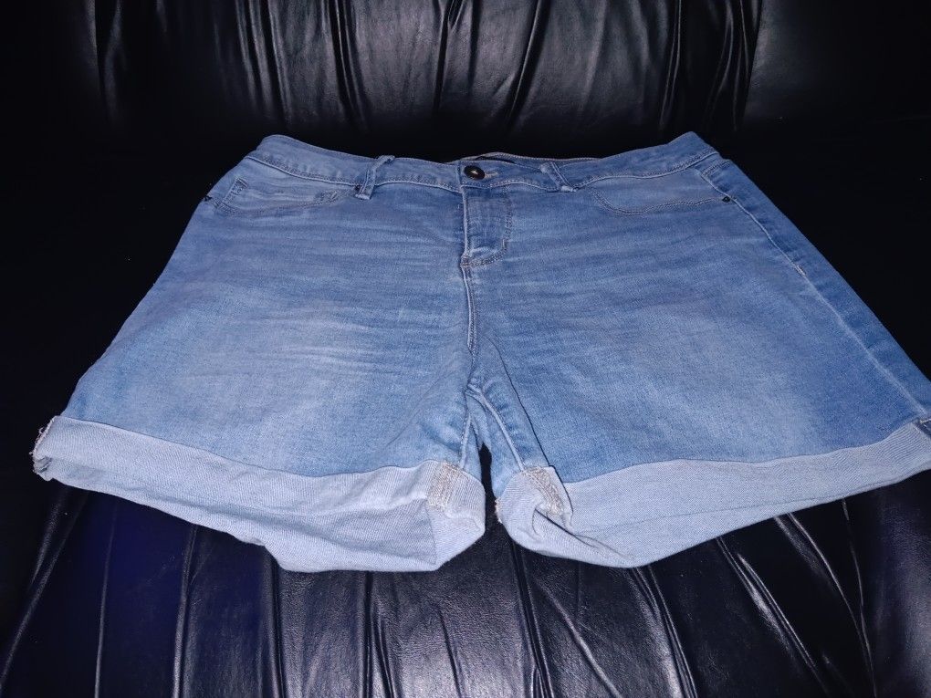 Angel Forever Young Shorts (Size 12)