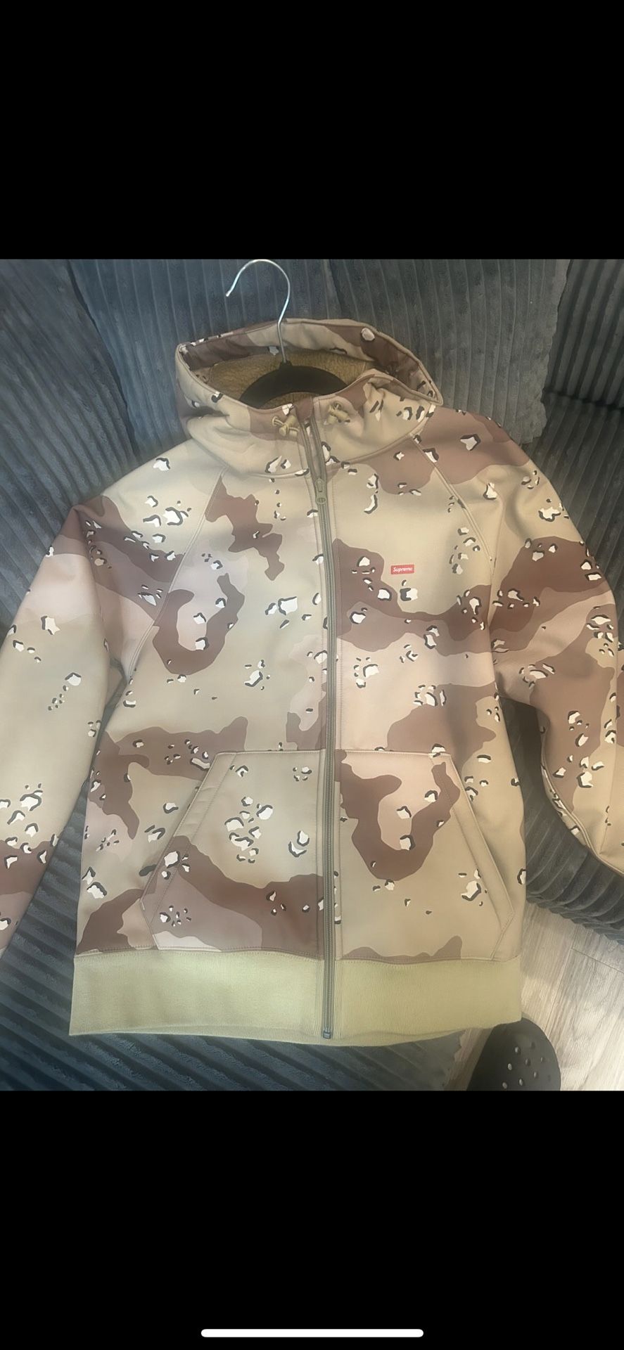 Supreme jacket size medium