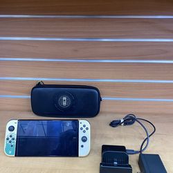 Nintendo Switch – OLED Model, The Legend of Zelda: Tears of the Kingdom Edition.