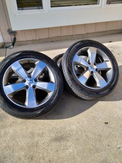 RIMS WHEEL JEEP GRAND CHEROKEE 265/50/20 BOLT PATTERN 5X127 LITTLE MINOR SCRATCHES
