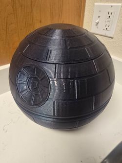 3D-printed Death Star–inspired