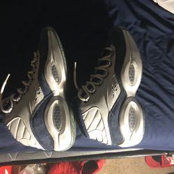 Georgetown Iversons Size 8