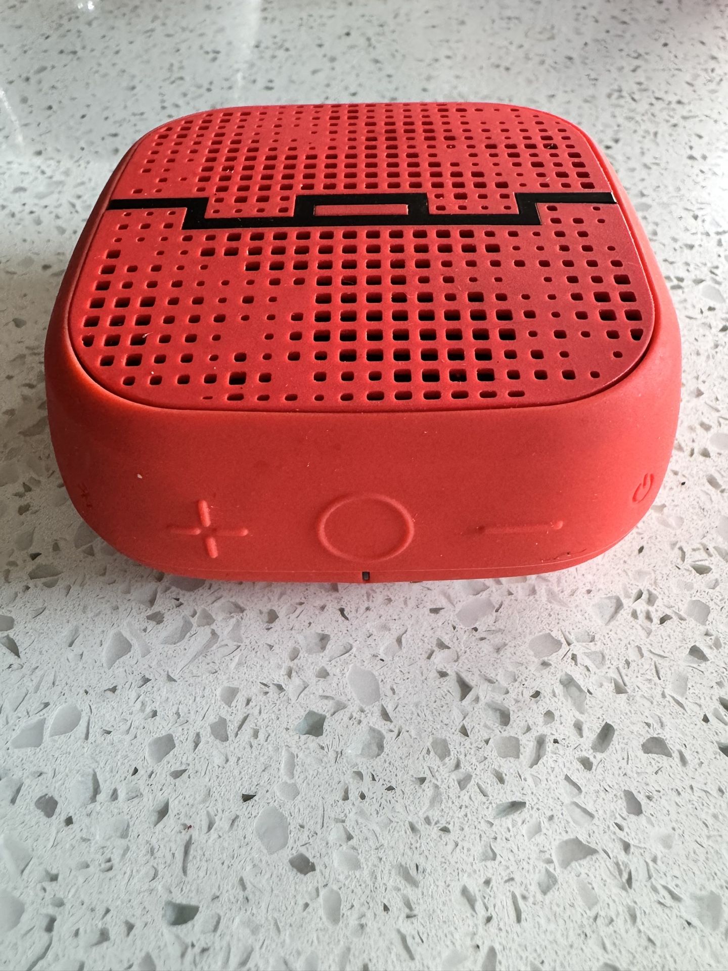 Sol Republic Punk Bluetooth Speaker