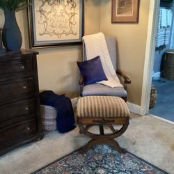 Ottoman or small upholstered seat
