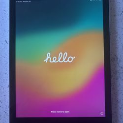 Apple iPad 6th Gen - 32gb - Cellular + Case