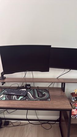 PC setup comes with everything in the photos