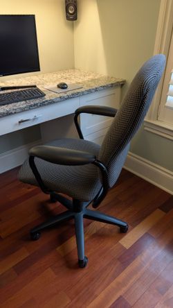 Fabric Office Computer Chair with BRAND NEW Wheels / Desk Chair– with tilt adjustment