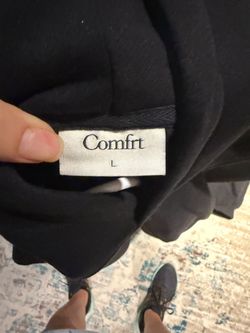 Comfrt Signature Sweatpants and Hoodies – Black – Size S & M & L $15 ea or $70 for all