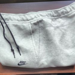 Nike Men's Tech Fleece Slim Fit Jogger Sweatpants