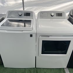 Washer And Dryer GE Smart Matching Set 2020 Like New
