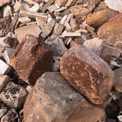 🚨Natural Stone Boulders $1 per pound 