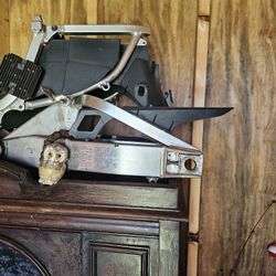 Suzuki GSXR 750 SRAD 1997 Swing Arm and Subframe