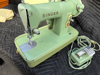 Vintage Singer Sewing Machine
