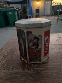 Coca Cola tin