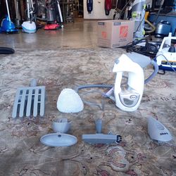 Portable handheld steamer