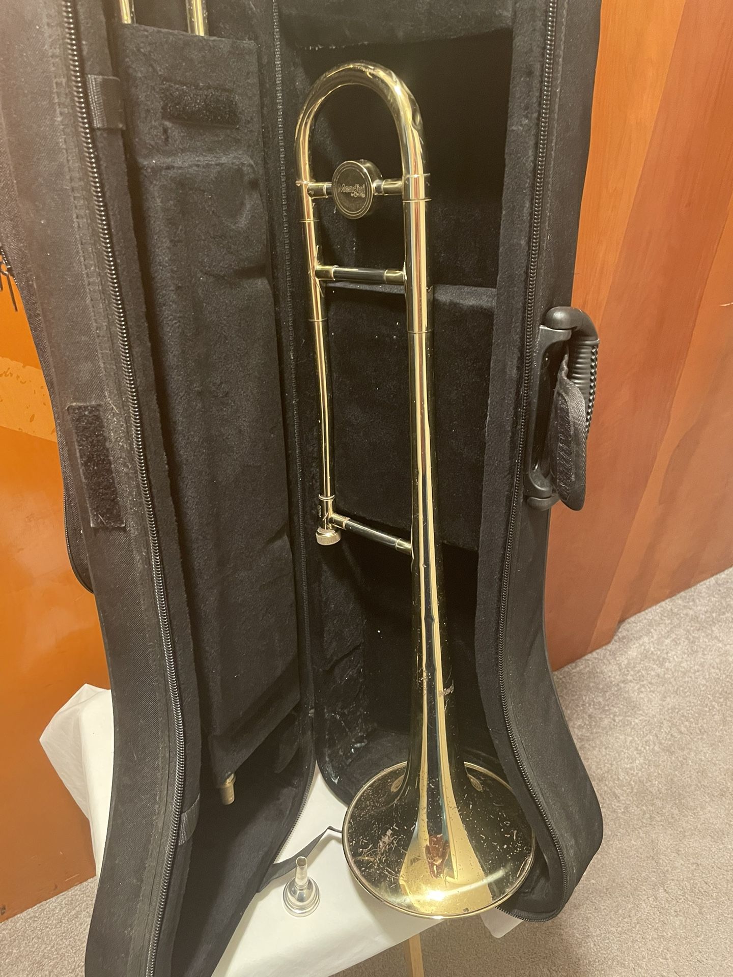Mending Slide Trombone, With Carrying Case & Chromatic String Tuner