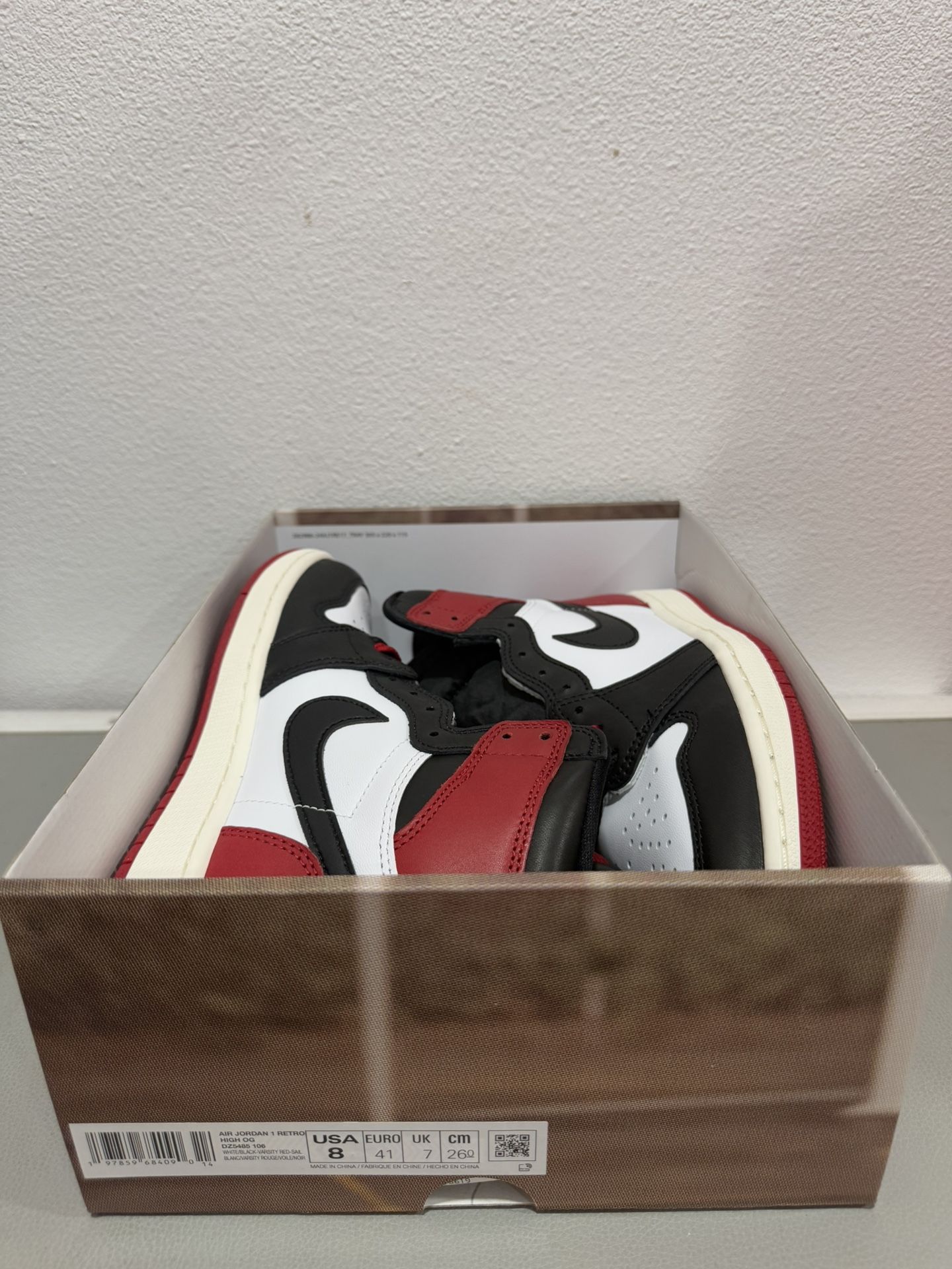 Nike Air Jordan 1 Retro OG High Black Toe Reimagined shoe DZ5485-106