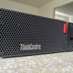 Lenovo ThinkCentre M910s Desktop Computer