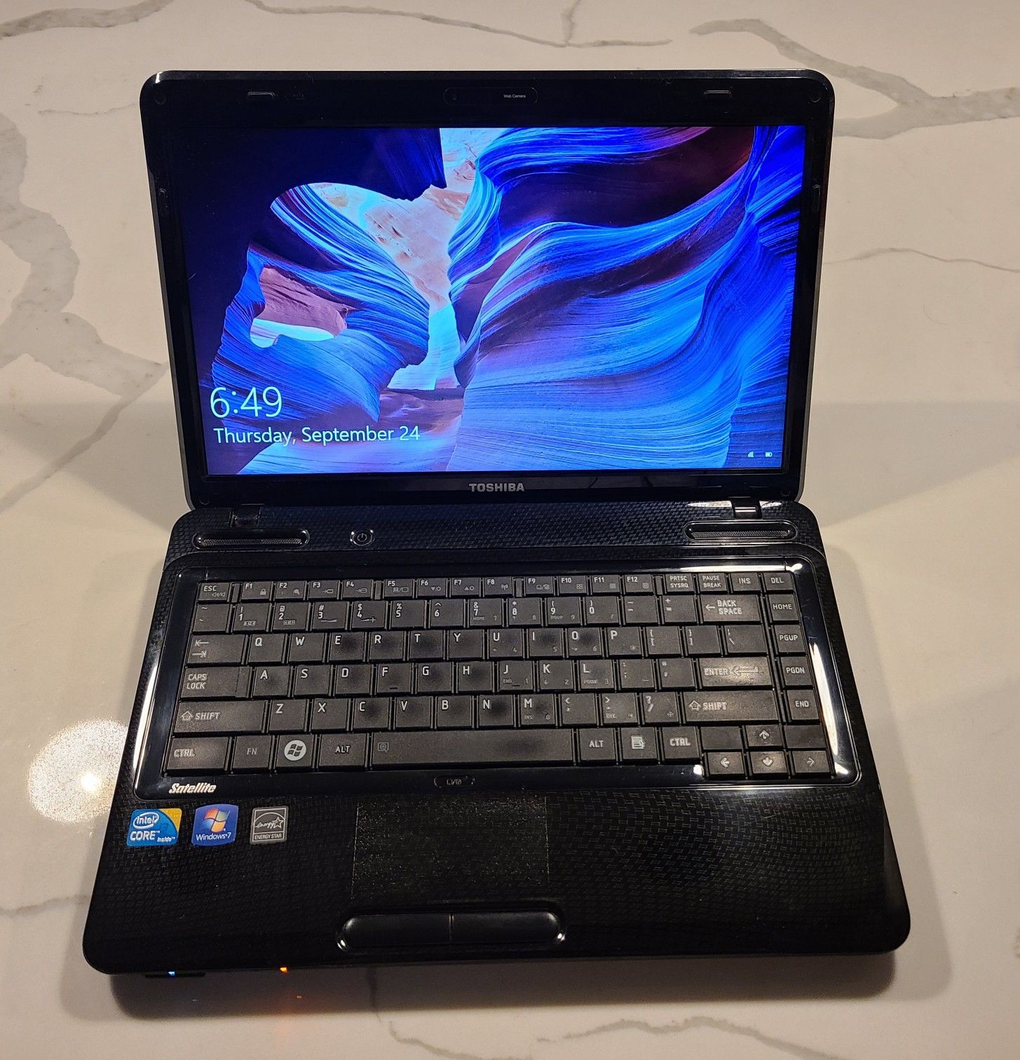 Toshiba 14" Laptop Perfect Working Condition