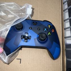 Microsoft Xbox One Wireless Controller, Midnight Forces II Special Edition - Xbox One