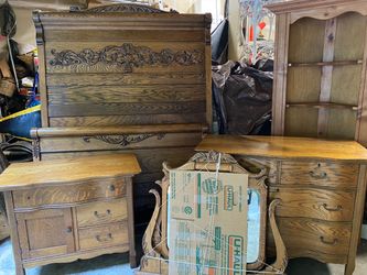 Solid Oak 3 piece bed set