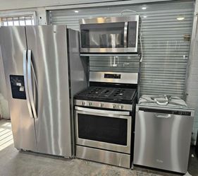Stainless Steel Kitchen Appliance Set