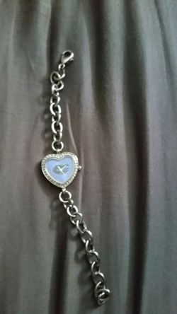 Game time heart gators watch