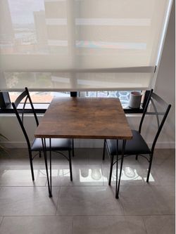 Square Table + 2 Chairs