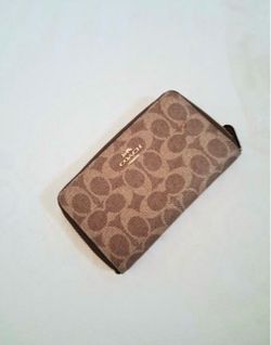 Coach Signature Zip-Around Wallet