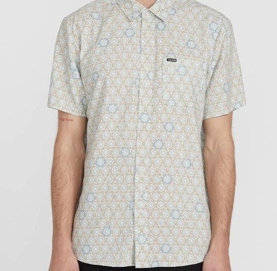 Volcom Sun Medallion  Shirts

Modern Fit