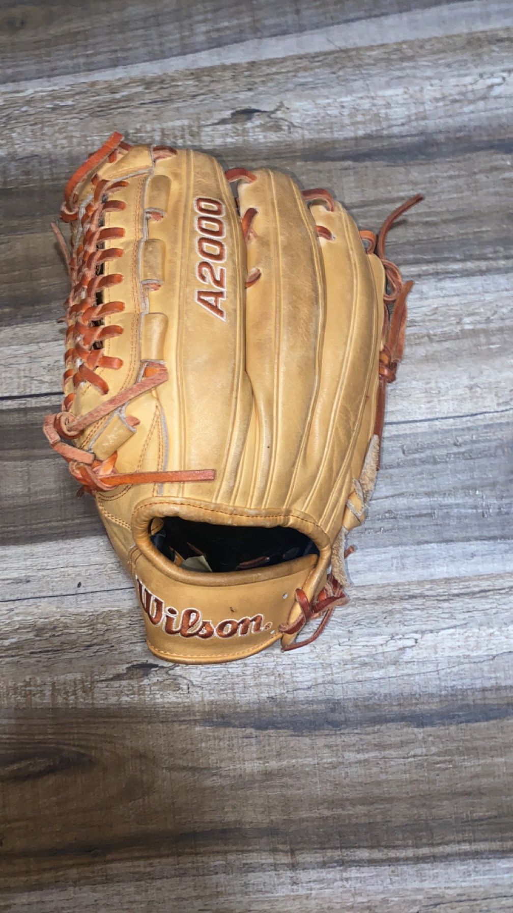 wilson a2000 baseball glove 