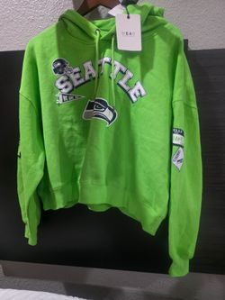 Women's WEAR by Erin Andrews Neon Green Seattle Seahawks Modest Cropped Pullover Hoodie 2xl woman's