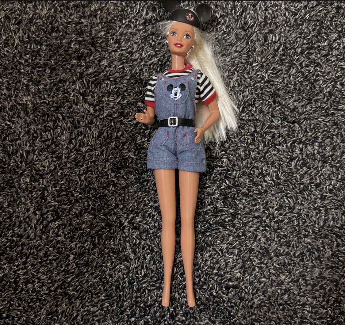 Brand New Vintage 1966 Vintage Disney World Minnie Mouse Barbie