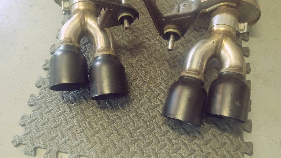 2017- 2023 Mustang Kook's Dual Muffler Tips