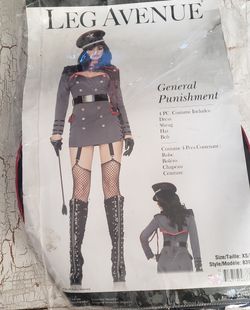 Costume