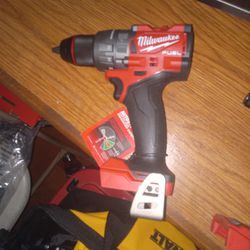 New Milwaukee M18 Fuel 4th Generation Hammer Drill Tool Only 