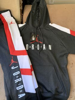 Jordan jogging suit sz medium