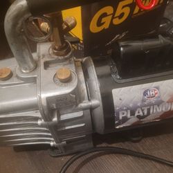 JB Platinum Vacuum Pump 7 CFM