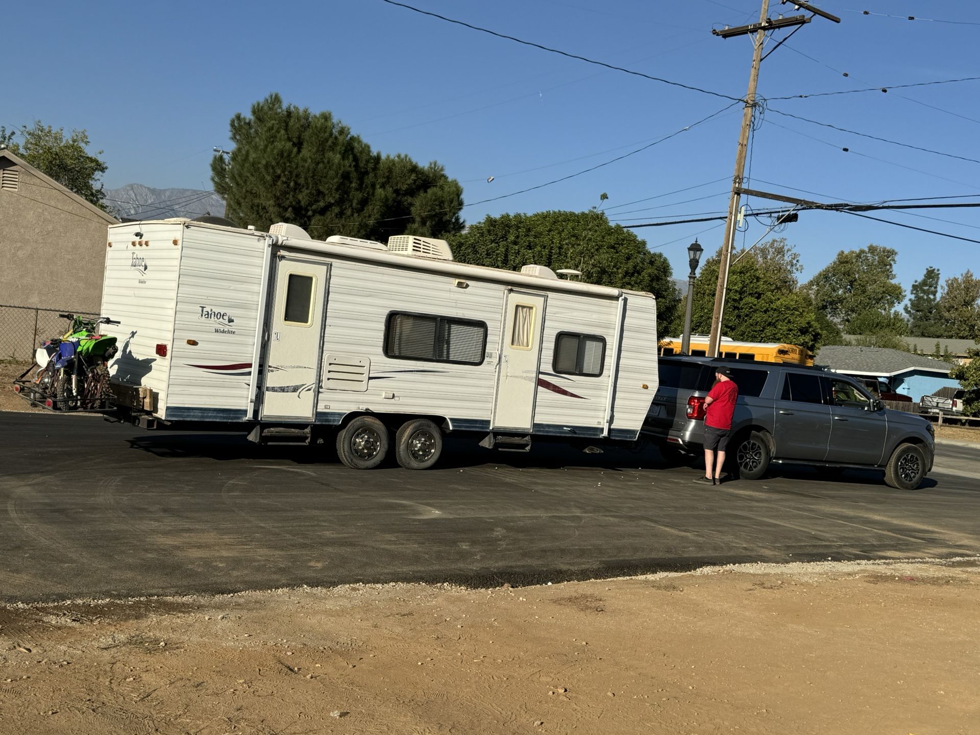 2003 Tahoe Travel Trailer 