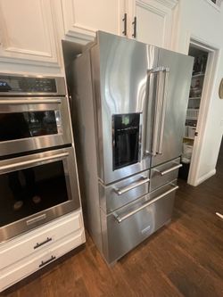 Kitchen-Aid Refrigerator