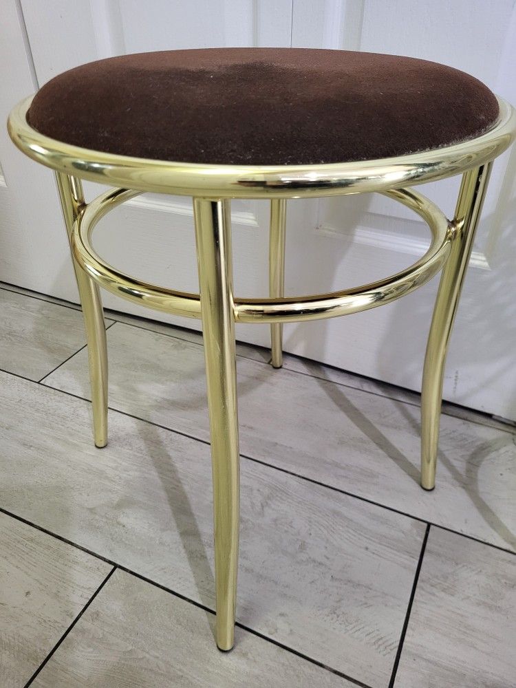 Mid Century Modern Gold Velvet Stool / Vintage Accent Chair Diameter 16" × 18"Height ~ Good Condition No Pet No Smoke Home