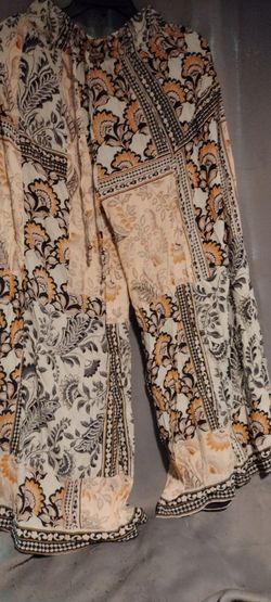 Angie Women's NWT Wide Leg Palazzo Pants Cream Orange Boho Floral Patchwork S