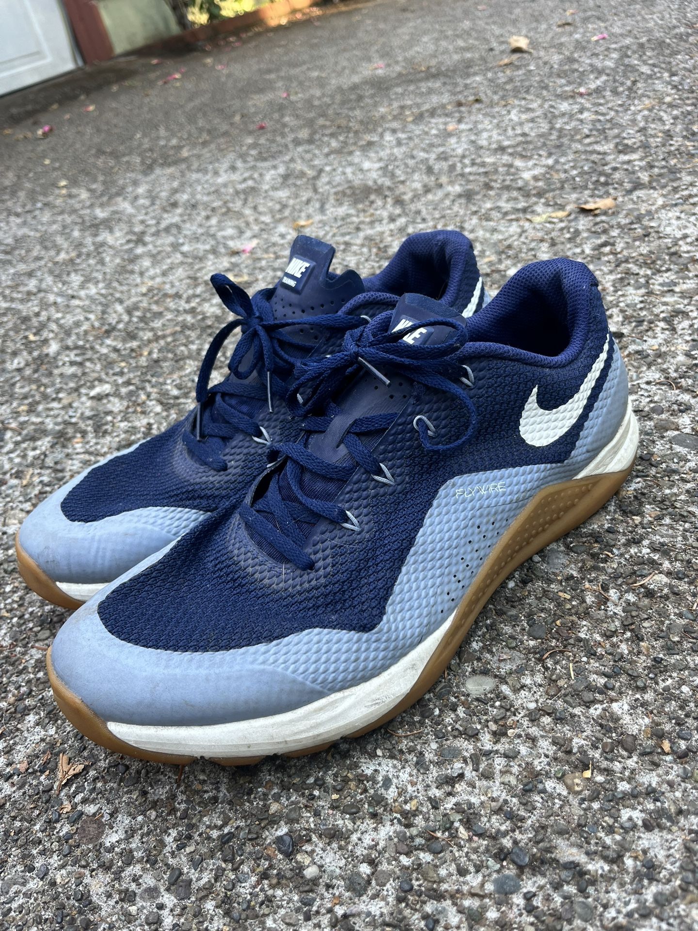 Men’s Nike Metcon Shoes - Size 12
