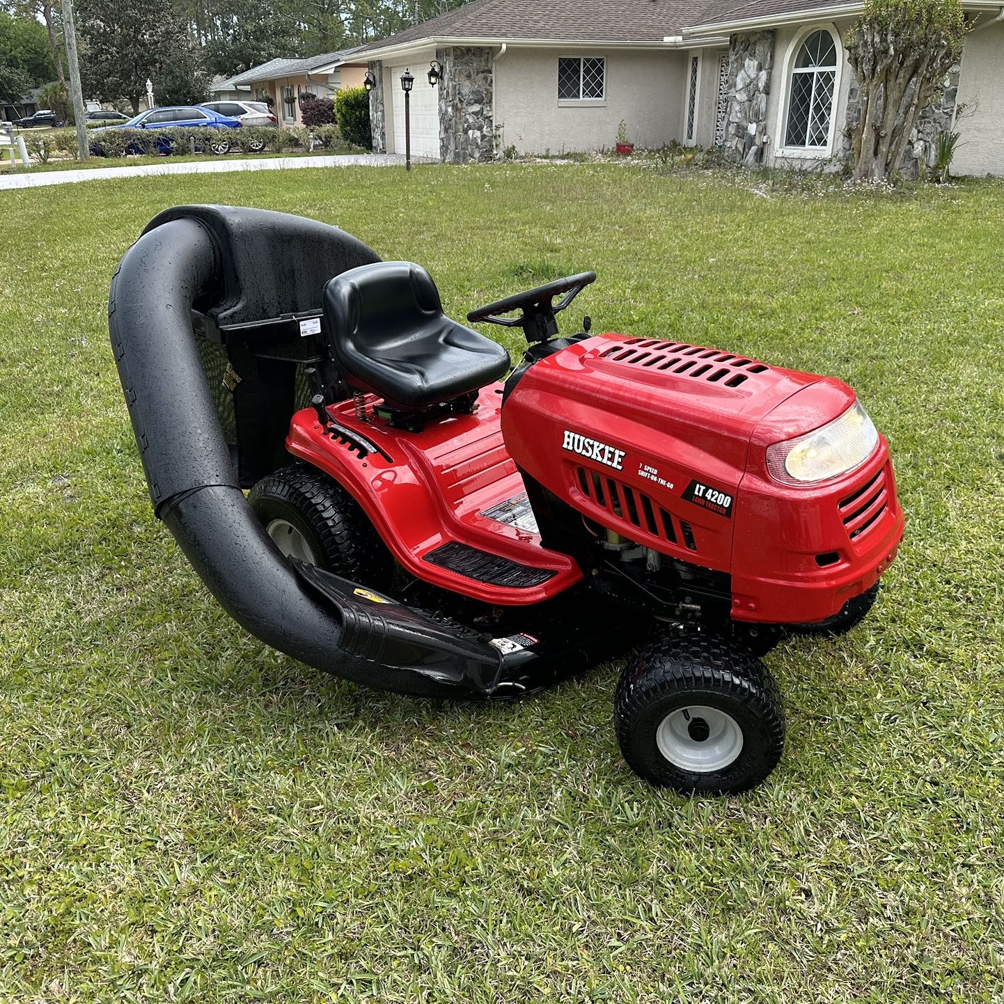 HUSKEE LT4200 for Sale in Bunnell FL OfferUp